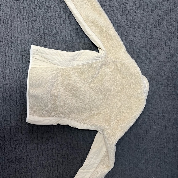 Women’s XS Patagonia fleece - Picture 3 of 4